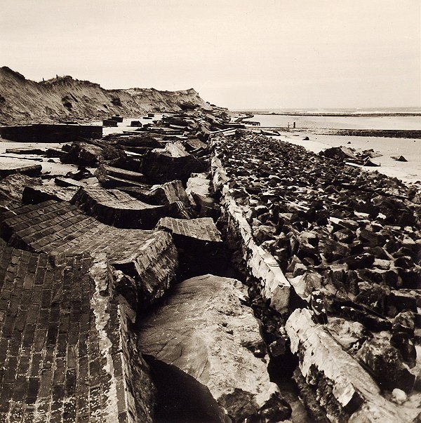 Sturmflut 1962. Zerst&ouml;rte Strandmauer