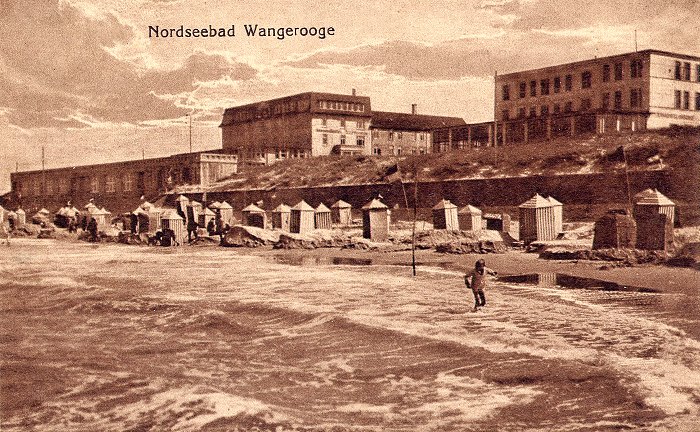 Strand bei Hochwasser