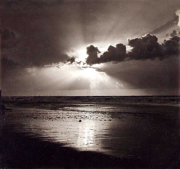 Sonnenuntergang &uuml;ber dem Meer