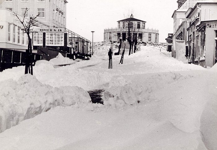 Zedeliusstra&szlig;e und Pudding im Schnee