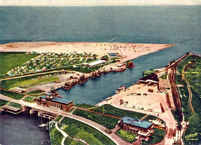 Hafen Harlesiel aus der Luft