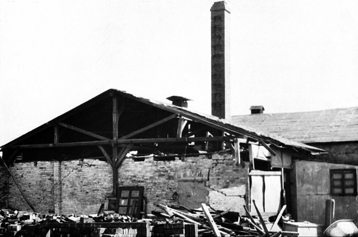 Nach dem Bombenangriff