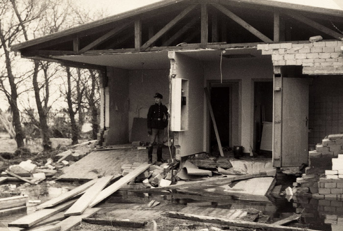 Von der Flut zerst&ouml;rtes Haus