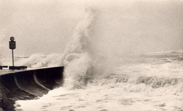 Sturmflut-Brandung
