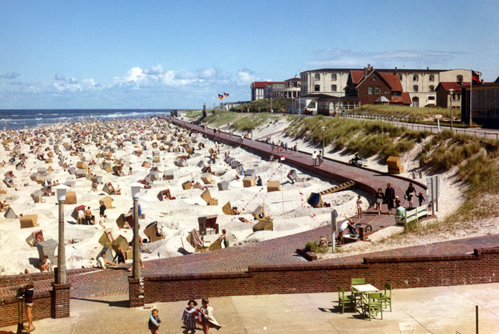 Blick vom Dach der Strandhalle nach Osten