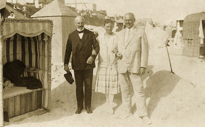 Gruppenfoto am Strand