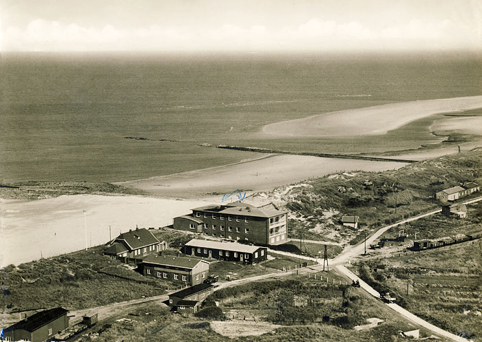 Schirrhof und Haus am Meer