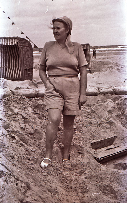 Frau am Strand
