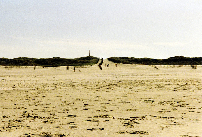 Blick vom Strand auf die &Uuml;berwegung Neudeich