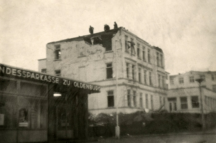 Beginnender Abbruch vom Haus Seeluft