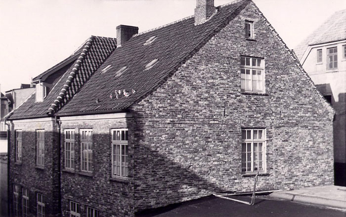 Geb&auml;ude &ouml;stlich der Zedeliusstra&szlig;e