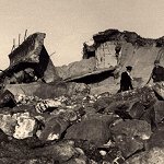 Zerst&ouml;rte Strandmauer